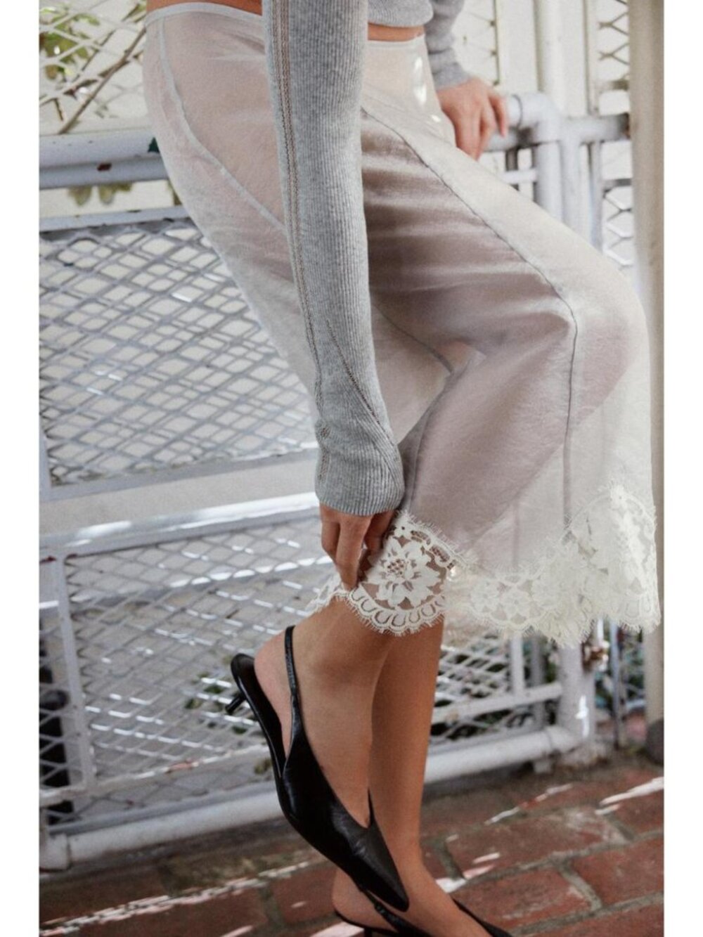 ZARA CONTRAST LACE SATIN SKIRT 1223/730/018